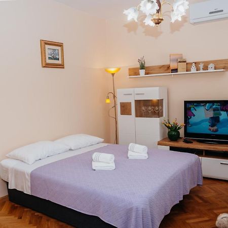 Apartman Neli Vir Eksteriør billede