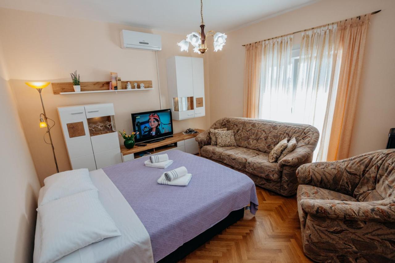 Apartman Neli Vir Eksteriør billede