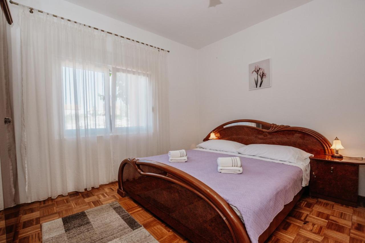 Apartman Neli Vir Eksteriør billede
